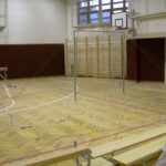 Bara fixa pentru gimnastica in sala de antrenament