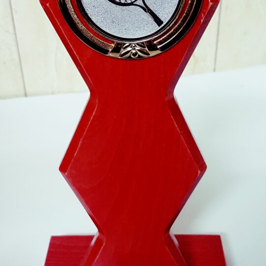 trofeul tr18 personalizat pentru tenis